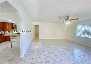 2345 Douglas St — Photo 5