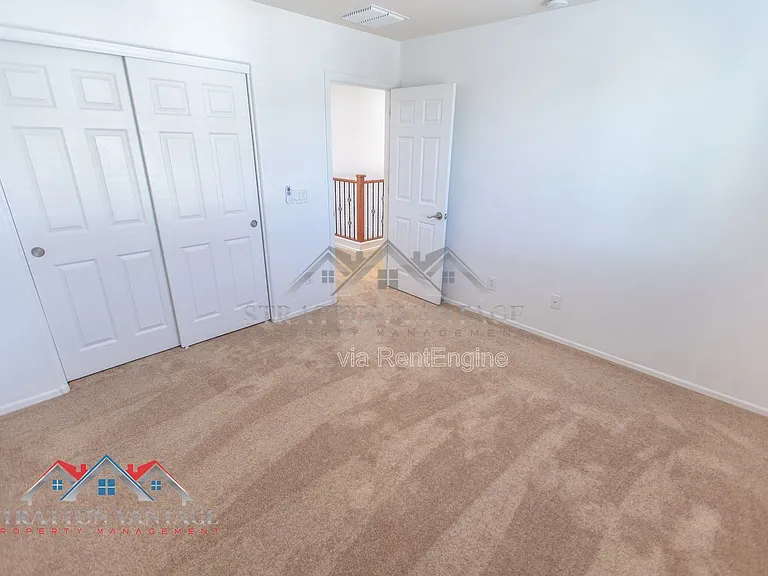 7311 N 90th Ave — Photo 33
