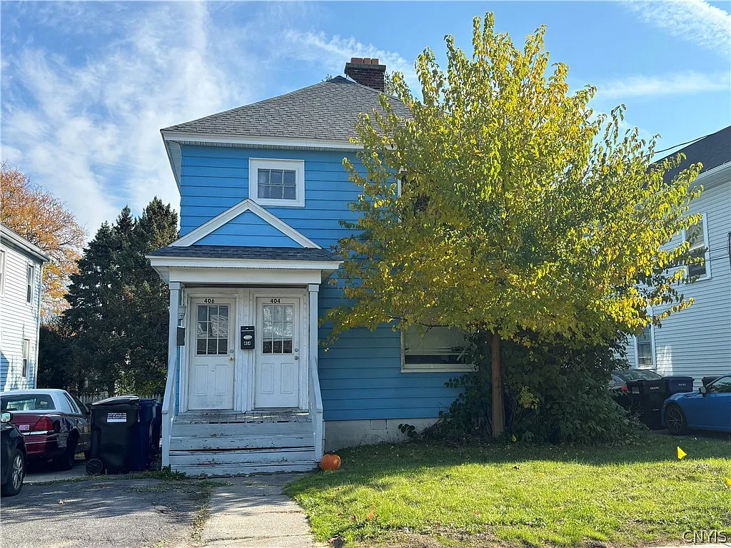 2 bed, 1.0 bath, 1056 sqft, $1,400 — Photo 1