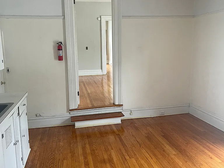 1030 W Main St #5 — Photo 7