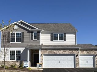 1454 Crest Dr, Galena, OH 43021