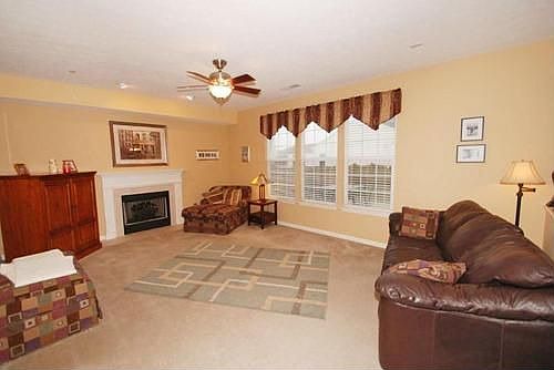 3rd image of 9277 N Bayhill Cir