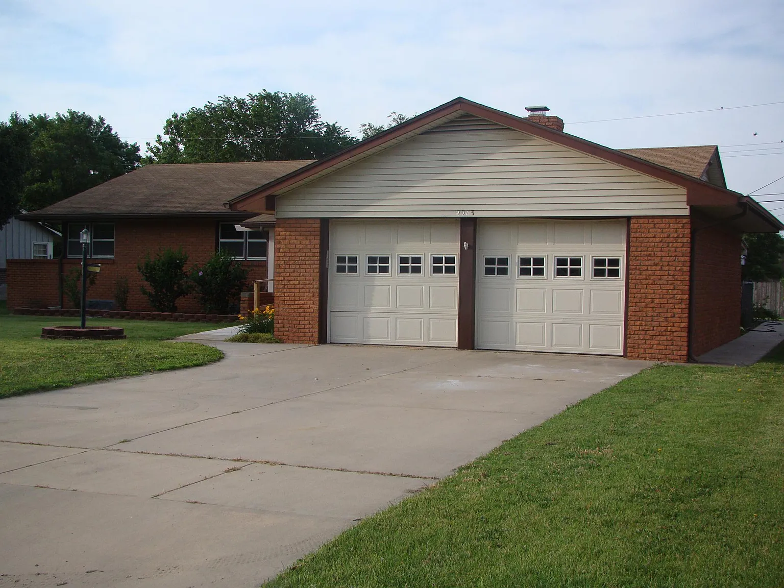 E 16th St N, Wichita — Photo 4