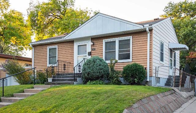 1st image of 1413 Laurel Ave
