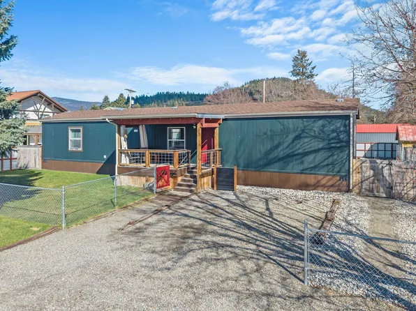 112 Blackwell St, Ione, WA 99139