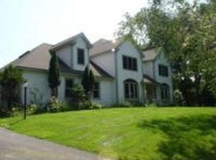 7 Payneton Hill Rd, York, ME 03909