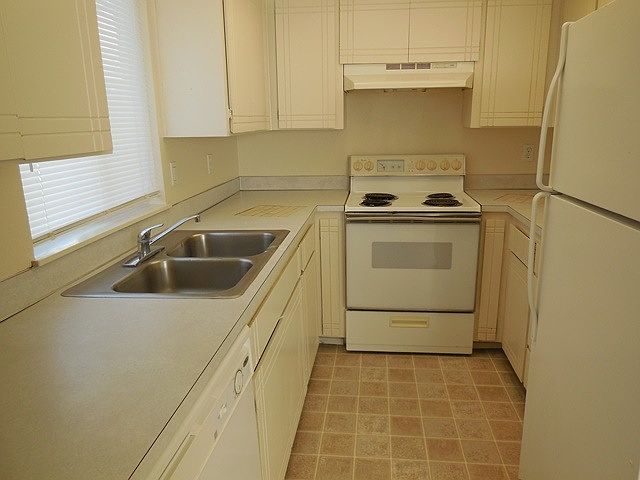 1st image of 1026 Cedar Ave APT A