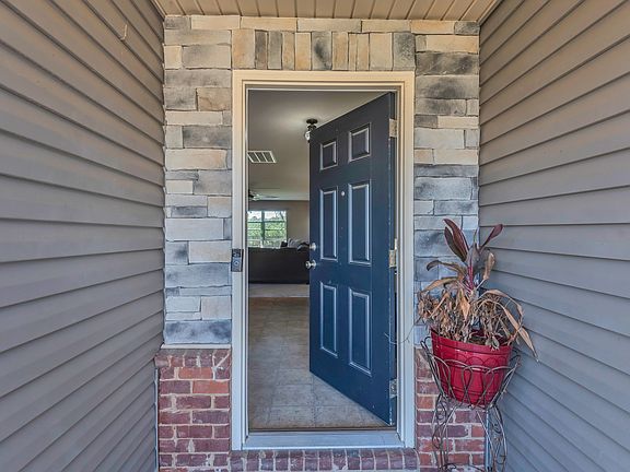 5th image of 465 Owl Dr