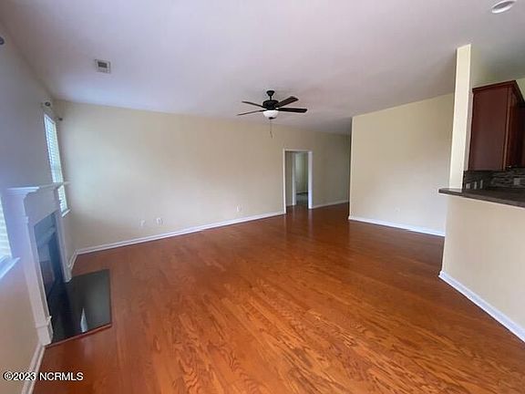 5th image of 265 Coralstone Ct