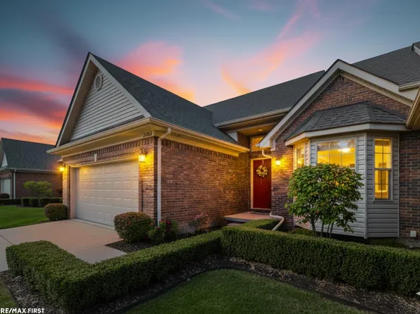 20815 Rockhill Dr, Macomb, MI 48044