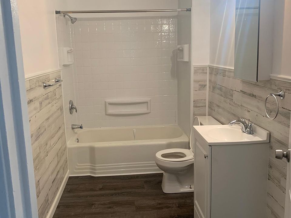 Large bathroom with closet & 4 shelves
