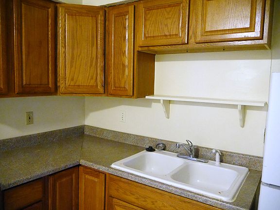 4th image of 2250 Perkins Ct
