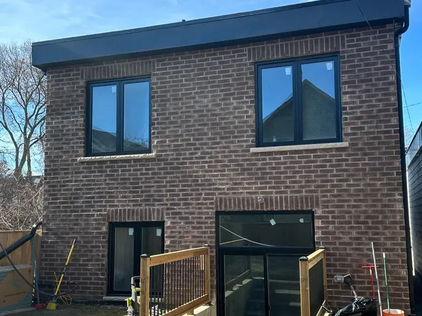 94 Barrington Ave, Toronto, ON M4C 4Z1