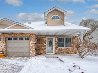 299 Garden Hill Dr, Tarentum, PA 15084