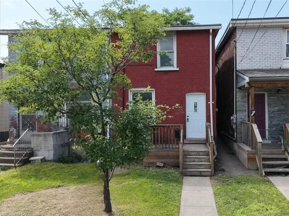 25 Albemarle St, Hamilton, ON L8L 7G5