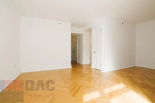 Rented by RELO REDAC INC. | media 33