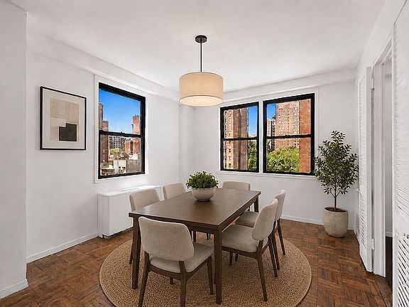 3rd image of 201 E 21st St APT 8S