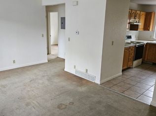 North Orem 2 bedroom/1 bath apartment, Orem, UT 84057