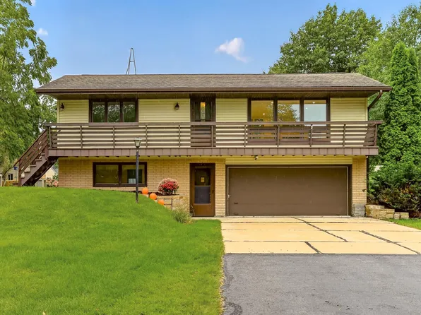 2126 10th Ave NE, Rochester, MN 55906