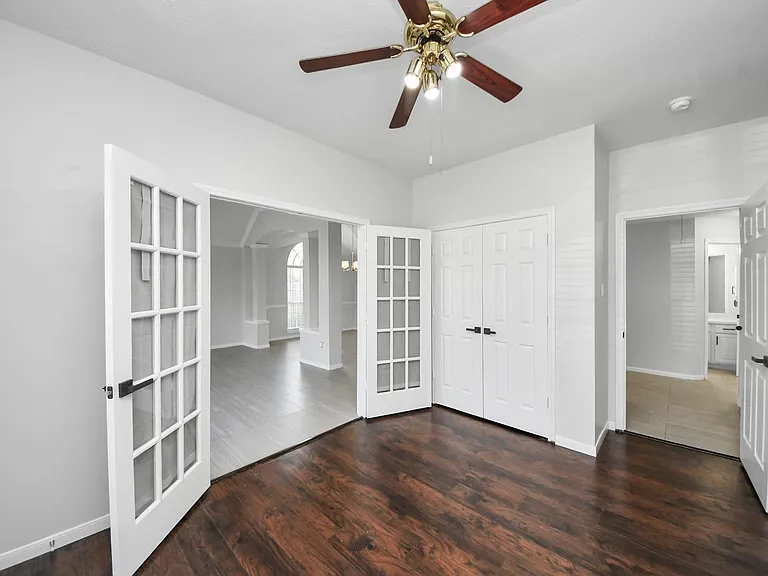 8322 Adler Lake Dr — Photo 11