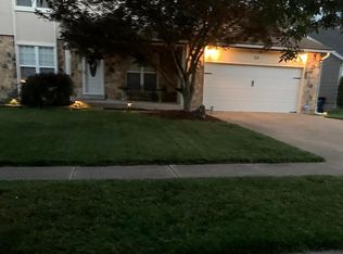34 Dawnridge Dr, Hazelwood, MO