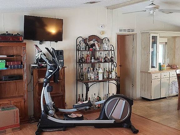 4th image of 2041 Warwick Hills Dr #1064