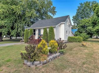 5122 Gray St, North Rose, NY 14516