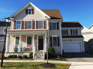 2 Eagle Ln, Lakewood, NJ 08701