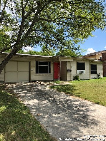 1st image of 211 Basswood Dr