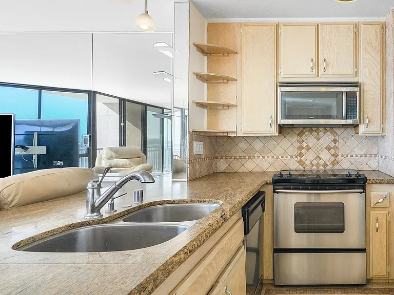 1750 E Ocean Blvd #707 — Photo 14