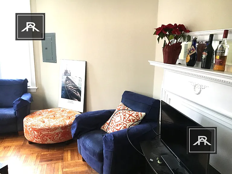 15-17 Putnam Ave #17 — Photo 8