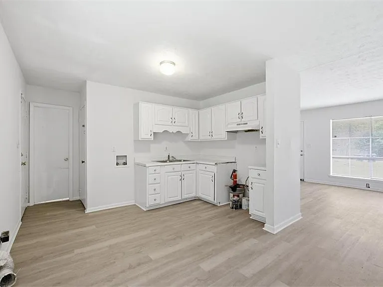 1947 Grange Dr SE — Photo 7