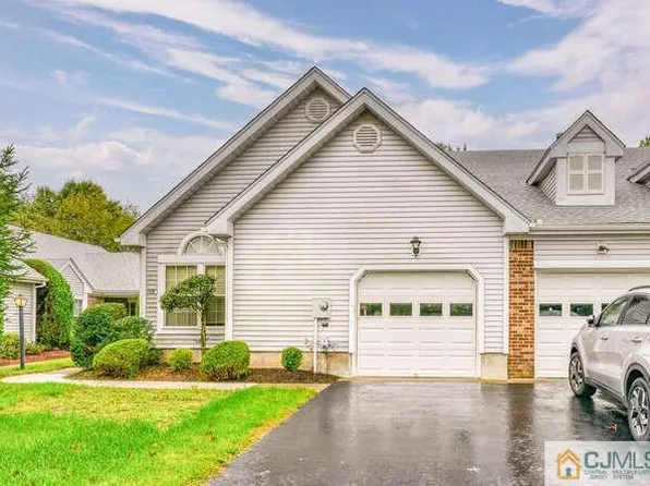 0-10B Edinburgh Dr, Monroe Township, NJ 08831