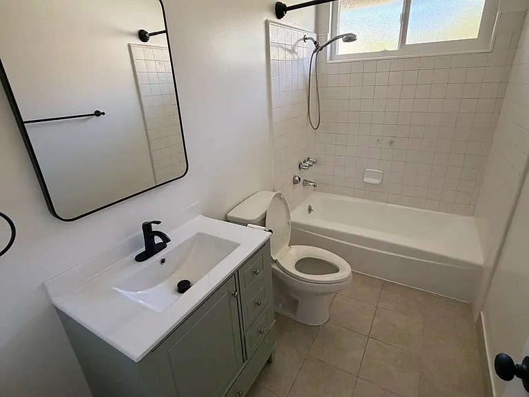 851 Reeves Pl #2 — Photo 15