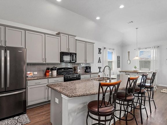 2nd image of 31515 Kailua Dr