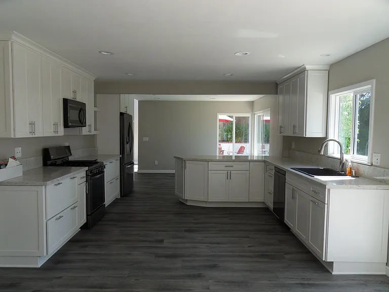 1439 Valleda Ln — Photo 6