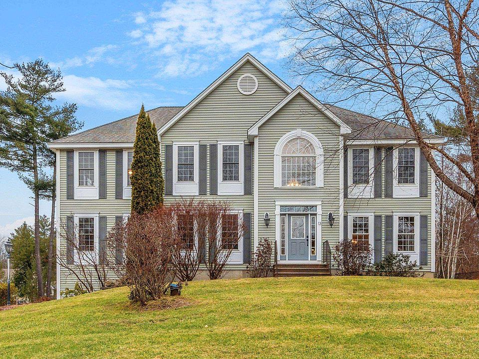 1st image of 13 Bunker Hill Dr