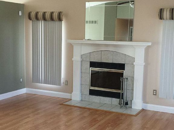 4th image of 21582 Clifford Dr