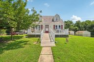 6th St-S2307-001.jpg