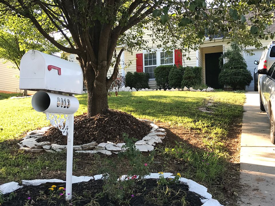 2nd image of 6013 Lawnmeadow Dr