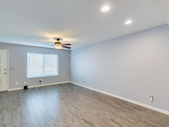 4th image of 7126 N 19th Ave Unit 191