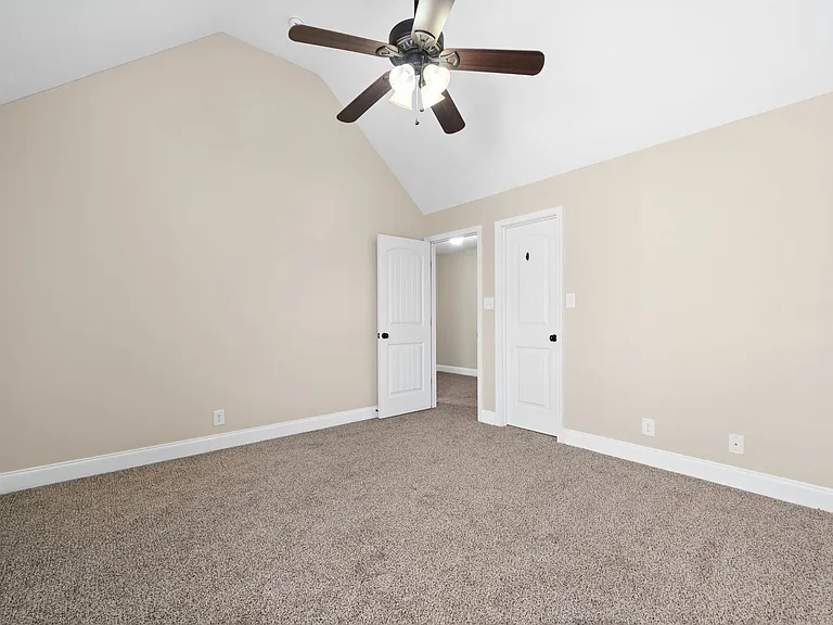 2976 McManus Cir — Photo 31