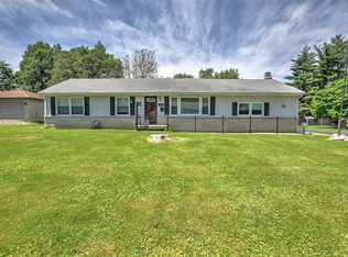 3827 N Skippy Dr, Decatur, IL 62526