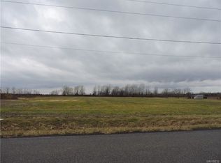 4416 Green Rd, Lockport, NY 14094