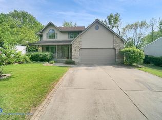 4251 Park Pl, Crown Point, IN 46307