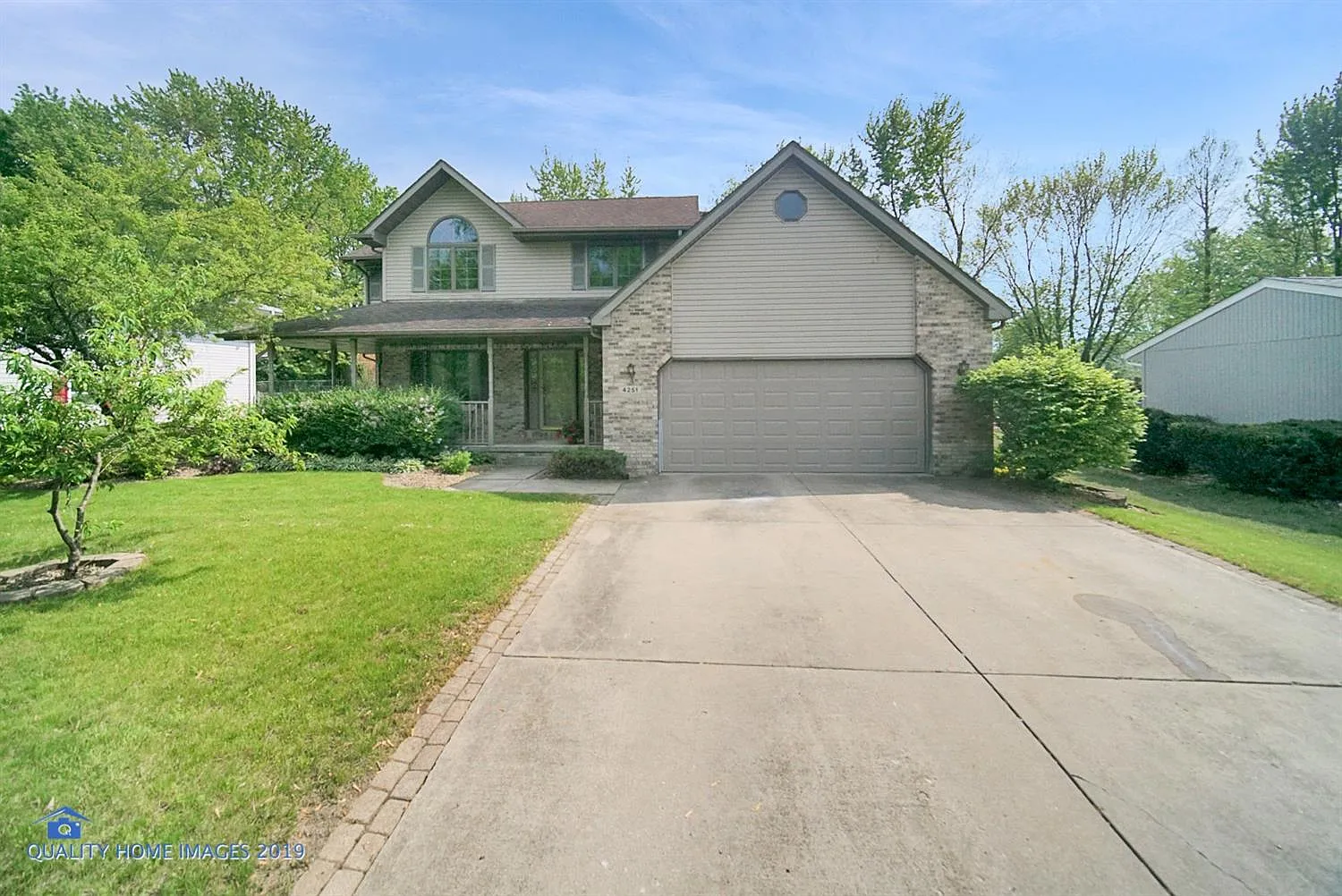 4251 Park Pl photo 1