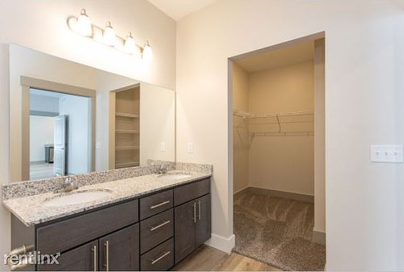 W24 Master Bath