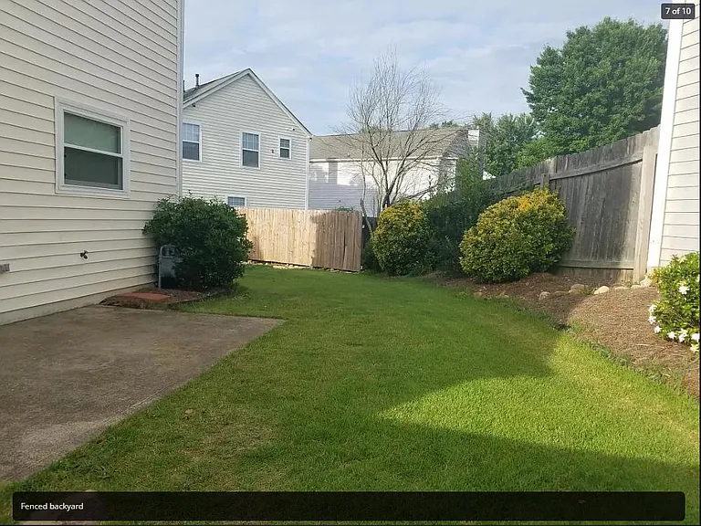 3211 Avensong Village Cir — Photo 14