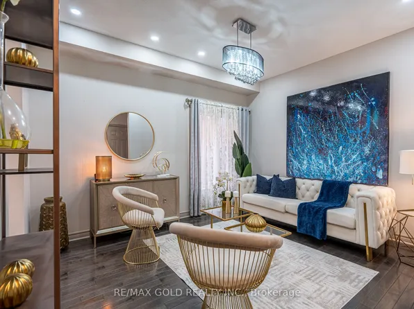 83 Cookview Dr, Brampton, ON L6R 3V1