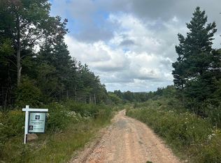 Macgarry Rd, Saint Joseph Du Moine, NS B0E 2C0